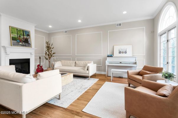 Fireplace, Interior, Living room, Piano, Recessed Lighting, Wood Texture Flooring