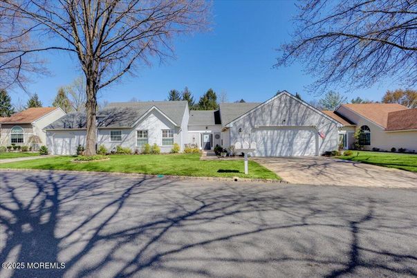 Attached, Detached Garage, Exterior, Facade, Ranch