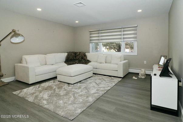 Interior, Living room, Recessed Lighting, Wood Texture Flooring