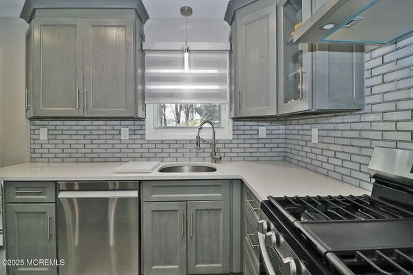 Interior, Kitchen, Stainless Steel Appliances