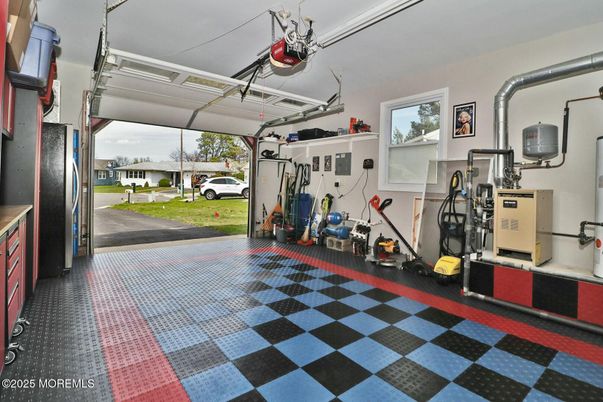 Fitness Equipment, Garage, Interior