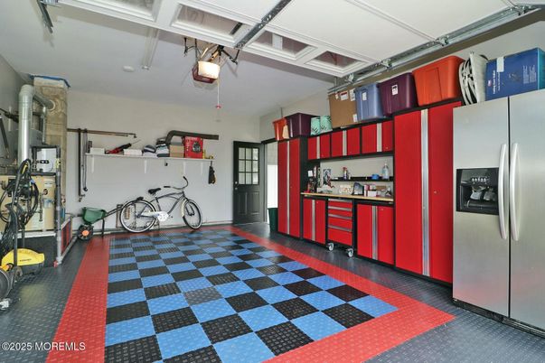 Garage, Interior