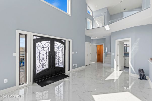 Interior, Marble, Recessed Lighting