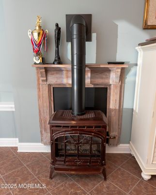 Fireplace, Interior