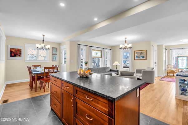 Chandelier, Dining room, Interior, Living room, Recessed Lighting, Wood Texture Flooring