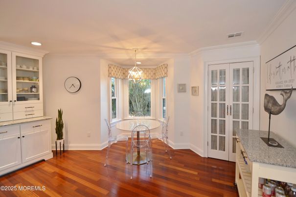 Interior, Pendant Lights, Recessed Lighting, Wood Texture Flooring