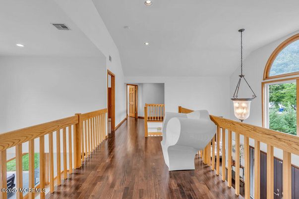 Interior, Pendant Lights, Recessed Lighting, Wood Texture Flooring