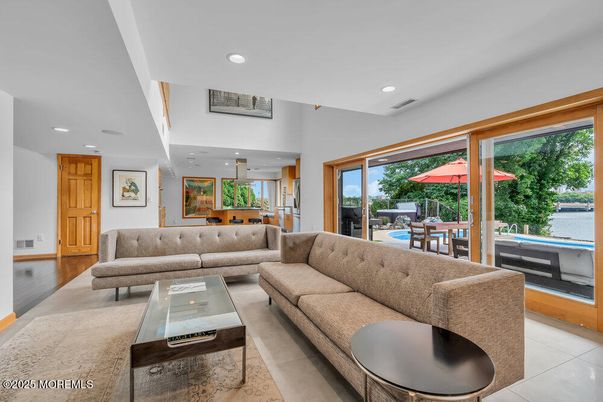 Interior, Kitchen, Living room, Recessed Lighting, Water