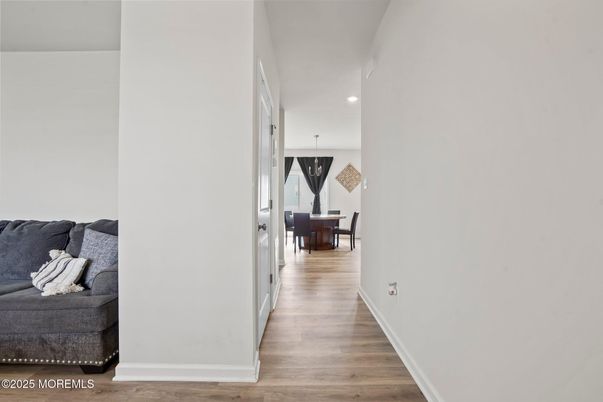 Interior, Pendant Lights, Recessed Lighting, Wood Texture Flooring