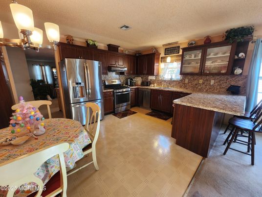 Dining room, Interior, Kitchen, Stainless Steel Appliances