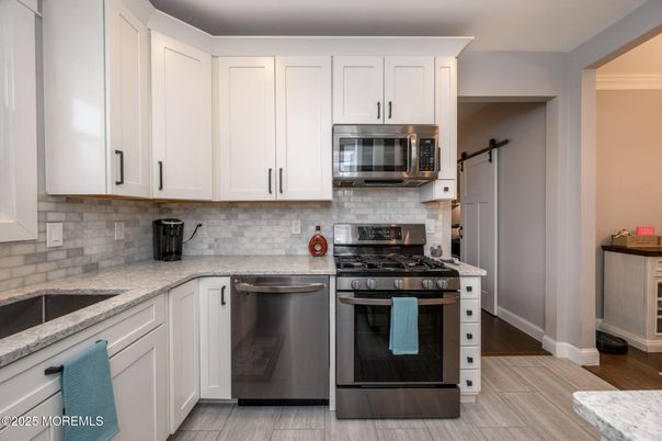 Interior, Kitchen, Stainless Steel Appliances, Wood Texture Flooring
