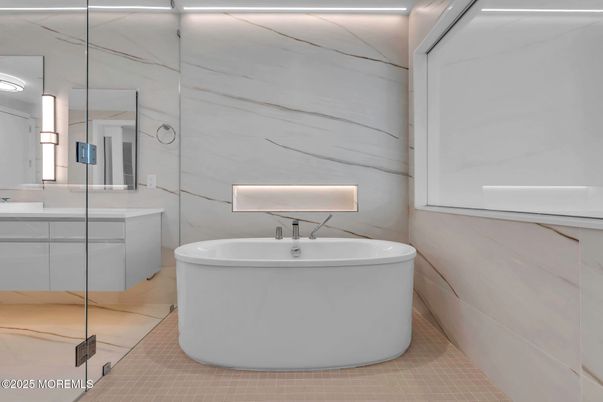 Bathroom, Interior, Marble Walls