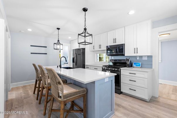 Interior, Kitchen, Pendant Lights, Recessed Lighting, Wood Texture Flooring