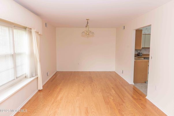 Chandelier, Empty room, Interior, Wood Texture Flooring