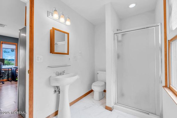 Bathroom, Interior, Marble, Recessed Lighting