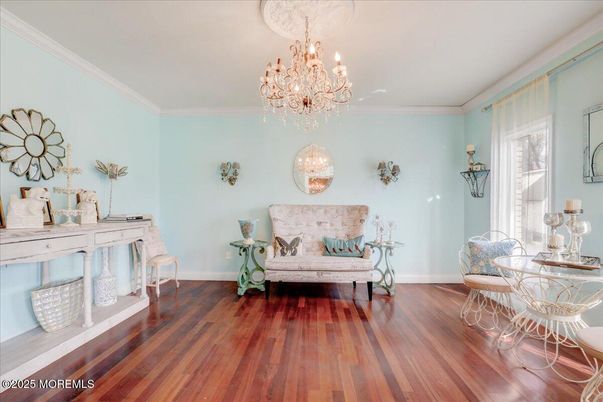 Chandelier, Interior, Wood Texture Flooring