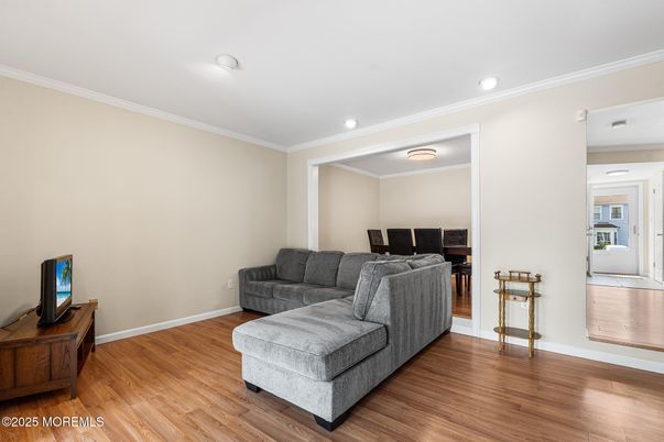 Bedroom, Interior, Living room, Recessed Lighting, Wood Texture Flooring
