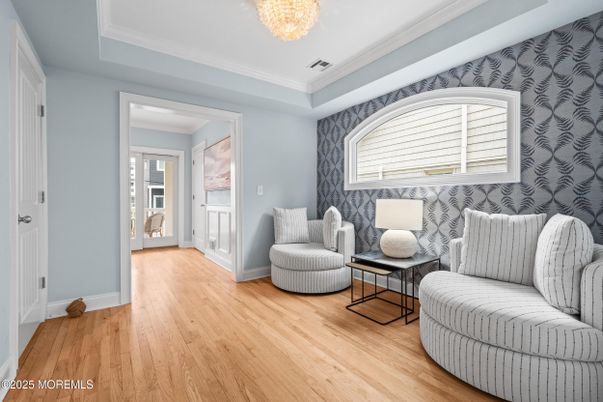 Chandelier, Interior, Wood Texture Flooring