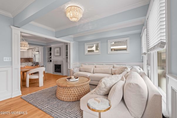 Chandelier, Fireplace, Interior, Living room, Piano, Wood Texture Flooring