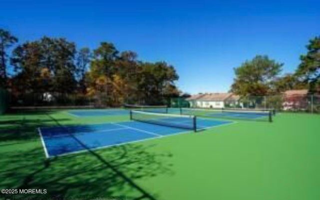 Exterior, Tennis Courts