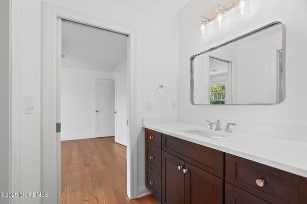 Bathroom, Dual Sink Vanities, Interior, Wood Texture Flooring