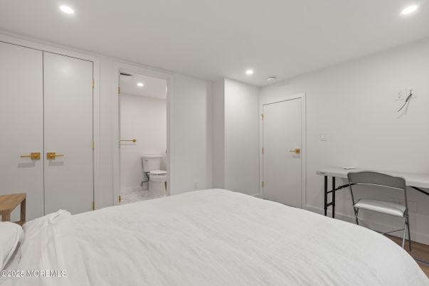 Bathroom, Bedroom, Interior, Recessed Lighting