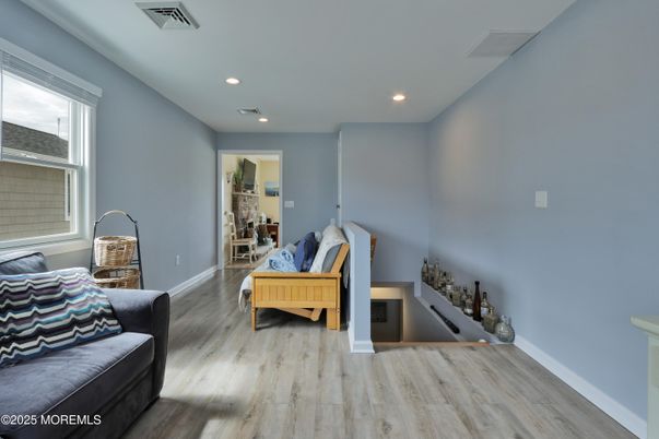 Interior, Recessed Lighting, Wood Texture Flooring