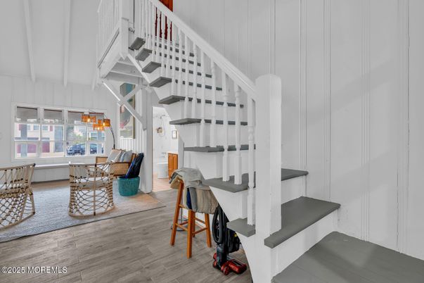 Interior, Living room, Pendant Lights, Wood Texture Flooring