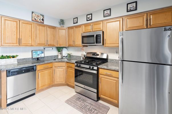 Interior, Kitchen, Stainless Steel Appliances
