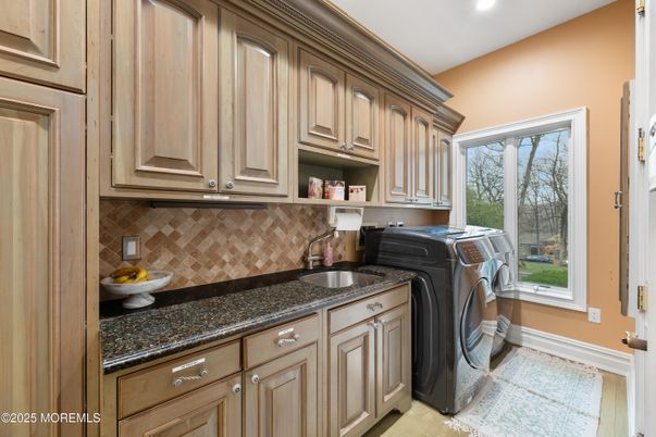 Interior, Recessed Lighting, Washer