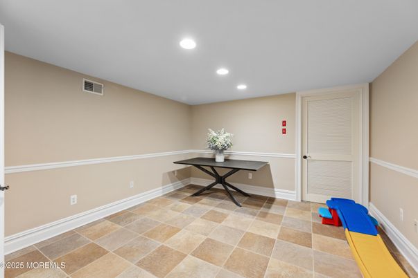 Interior, Recessed Lighting