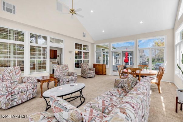 Dining room, Interior, Living room, Recessed Lighting