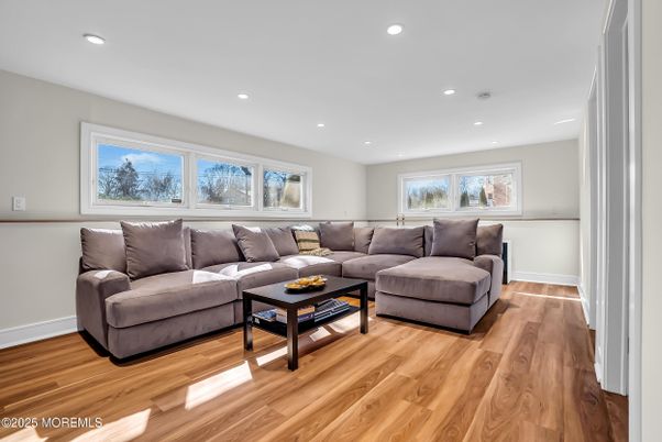 Interior, Living room, Recessed Lighting, Wood Texture Flooring