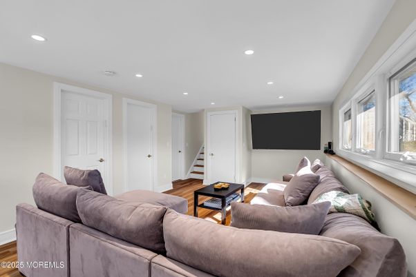 Interior, Living room, Recessed Lighting, Wood Texture Flooring