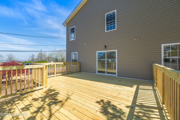 Exterior, Wood Texture Flooring