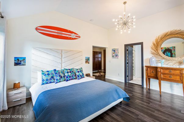Bedroom, Interior, Pendant Lights, Wood Texture Flooring