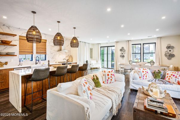 Dining room, Interior, Kitchen, Living room, Marble Walls, Pendant Lights, Recessed Lighting, Wood Texture Flooring