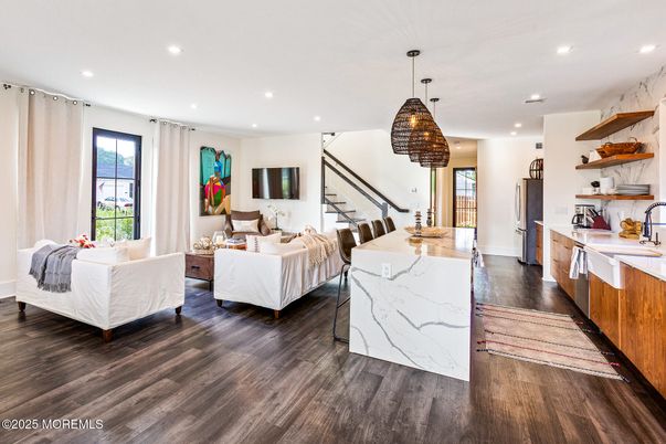 Interior, Kitchen, Living room, Pendant Lights, Recessed Lighting, Wood Texture Flooring