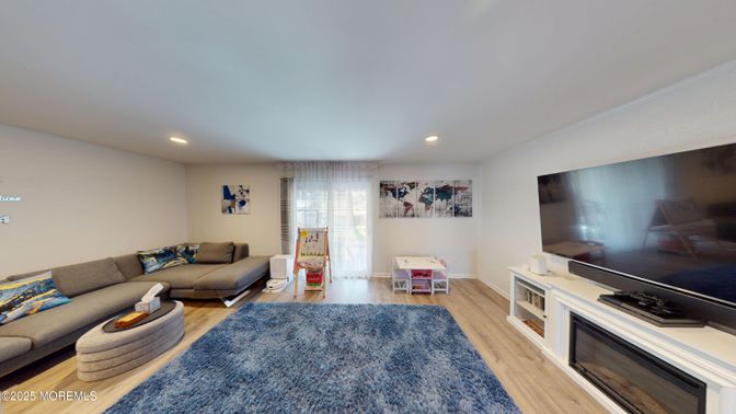 Interior, Living room, Recessed Lighting, Wood Texture Flooring