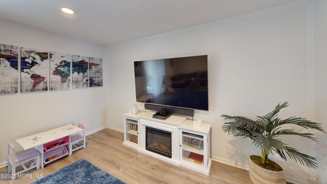 Fireplace, Interior, Recessed Lighting, Wood Texture Flooring