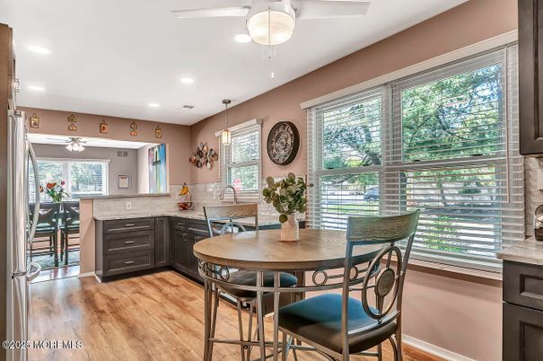 Dining room, Interior, Kitchen, Pendant Lights, Recessed Lighting, Wood Texture Flooring