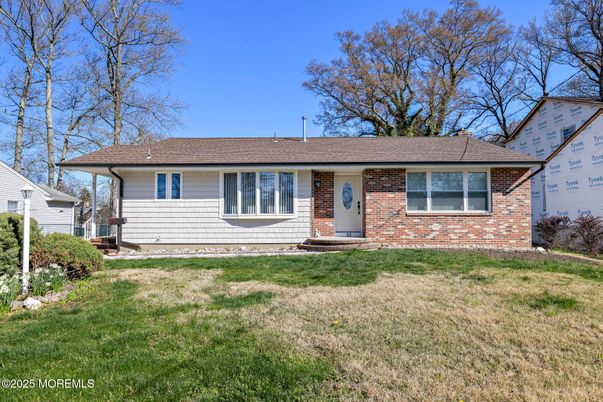 Exterior, Facade, Brick Facade, Split Level