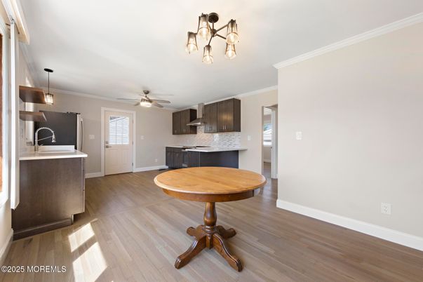 Interior, Kitchen, Pendant Lights, Wood Texture Flooring