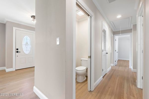 Bathroom, Interior, Recessed Lighting, Wood Texture Flooring