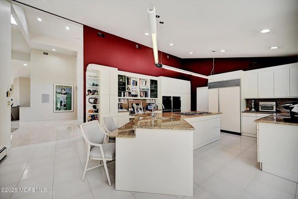 Dining room, Interior, Kitchen, Pendant Lights, Recessed Lighting