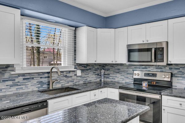 Interior, Kitchen, Stainless Steel Appliances