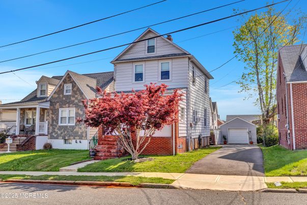 Detached Garage, Exterior, Facade, Brick Facade, Queen Anne Victorian