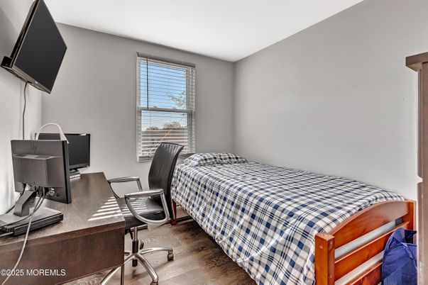 Bedroom, Home Office, Interior, Wood Texture Flooring