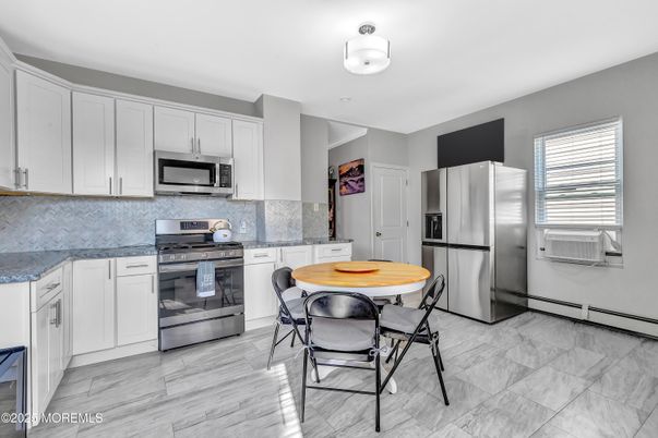 Dining room, Interior, Kitchen, Marble, Stainless Steel Appliances, Wood Texture Flooring