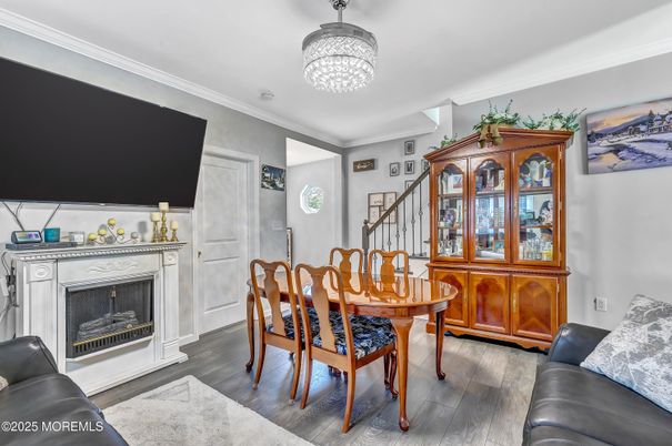 Chandelier, Dining room, Fireplace, Interior, Wood Texture Flooring